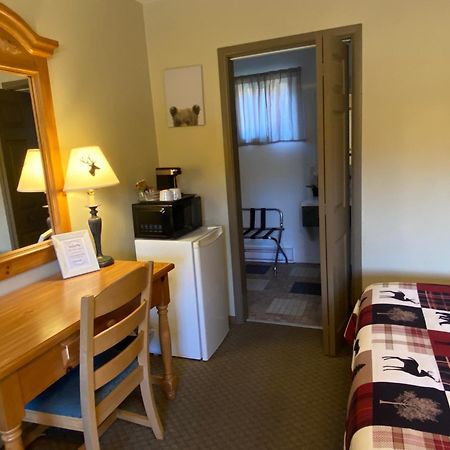 Parkway Motel Вава Экстерьер фото