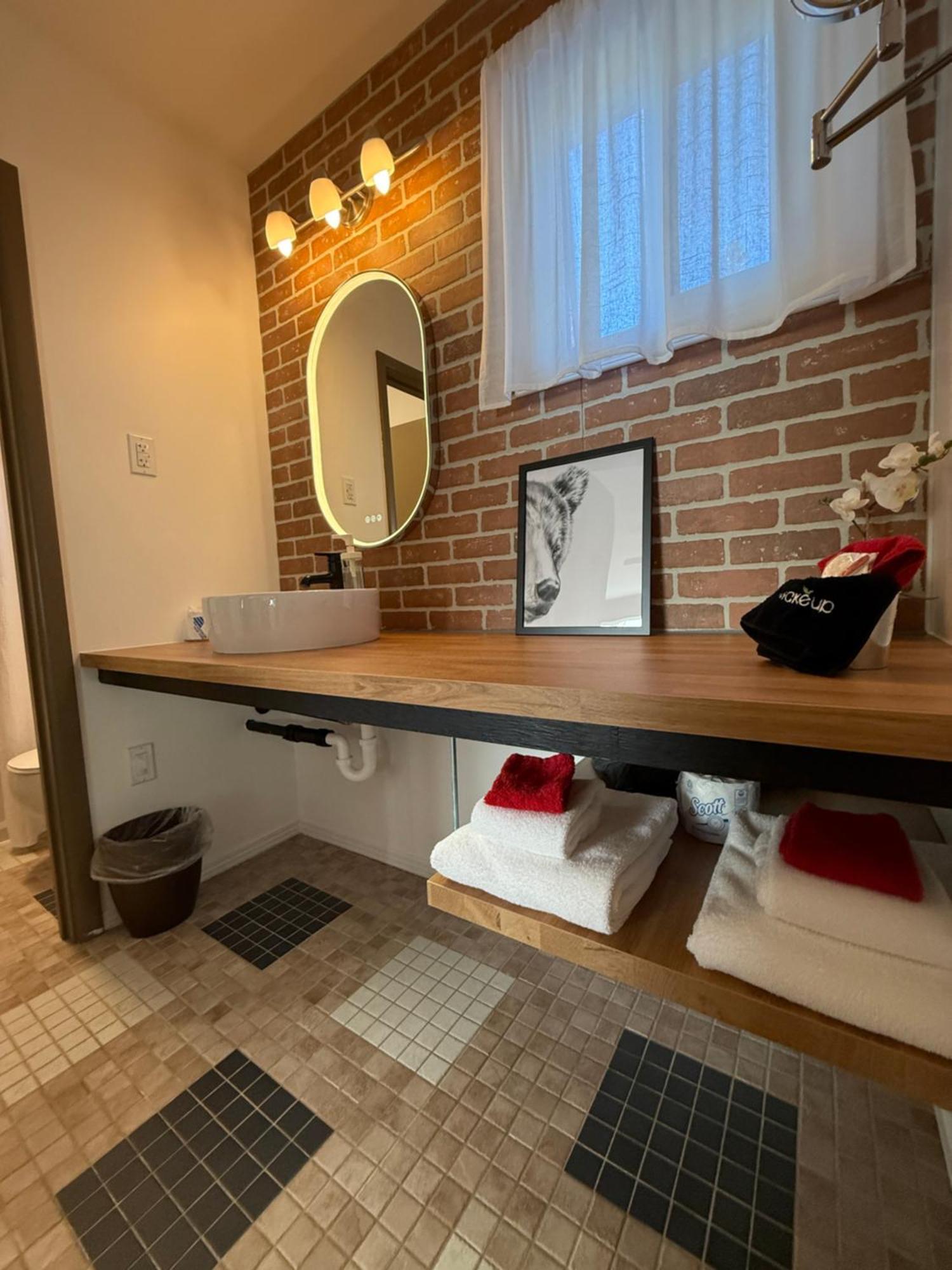 Parkway Motel Вава Экстерьер фото